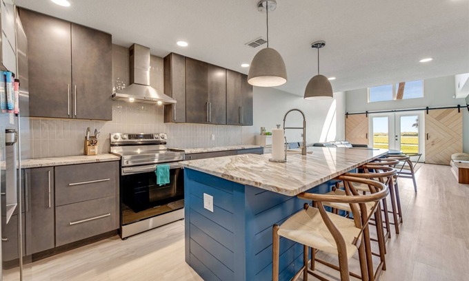 Oceanaire Terrance Casa | Modern Marvel by the Sea