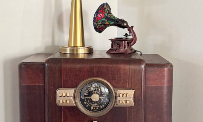 Bloomington Casa | Modern Meets Vintage! Sleeps 12-14! Game Room, Patio, FUN!