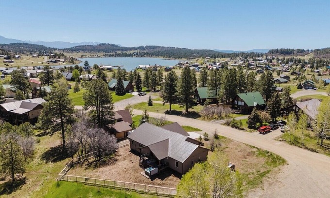 Pagosa Highlands Casa | Modern Mountain Retreat | Hot Tub, Views & Trails Nearby