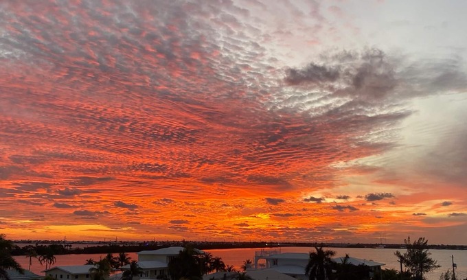 Pine Channel Estates Casa | Modern multi story waterfront home, 30 minutes from Key west.