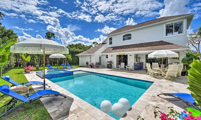 Palm River Estates Casa | Modern Naples Oasis w/ Saltwater Pool & Jacuzzi!