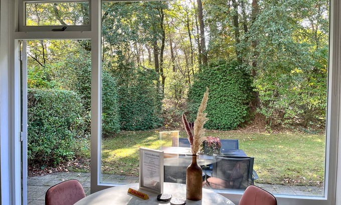 Otterlo Casa | Modern nature bungalow in the middle of the forest on the Hoge Veluwe