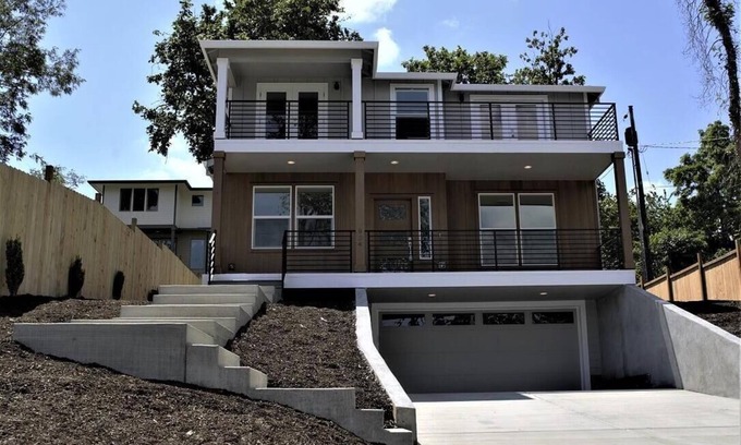 Marylhurst Casa | Moderno, nuevo y cerca del lago.