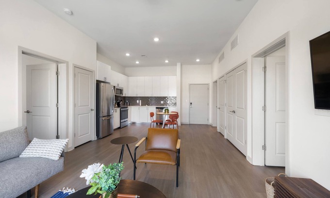 Downtown Louisville Apartamento | Modern Nulu 2BR Cozysuites 06
