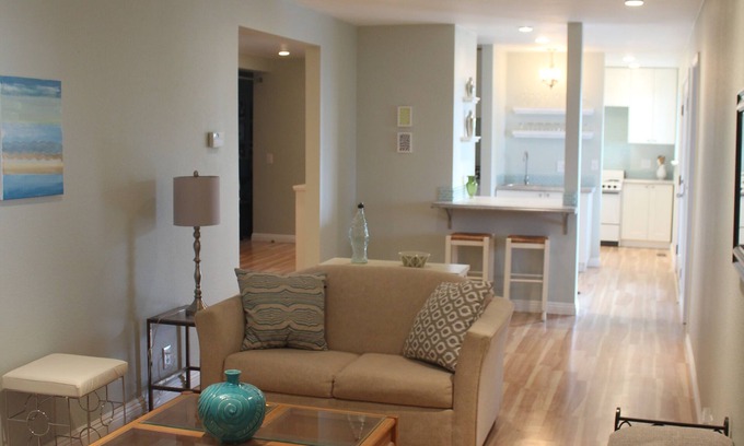 Kelseyville Apartamento | ¡Oasis moderno entre los pinos!