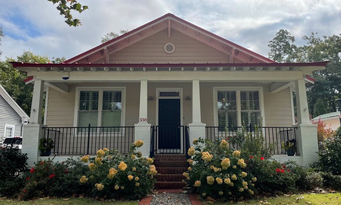 Aiken Casa | Modern open-concept 3BR home in downtown Aiken, walk to everything.