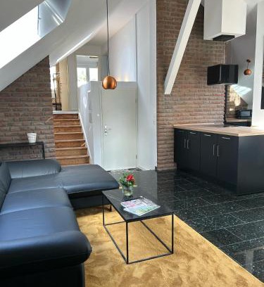 Bad Homburg v.d. Hoehe Apartamento | Modern Penthouse APT2 near Frankfurt