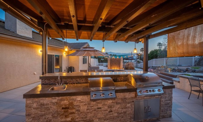 El Cajon Casa | Modern Paradise of East County-4BR-Jacuzzi