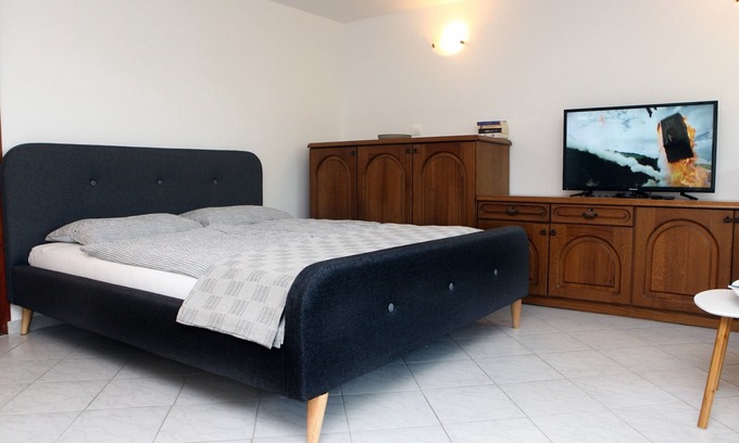 Seca Apartamento | Modern Parenzana Apartment