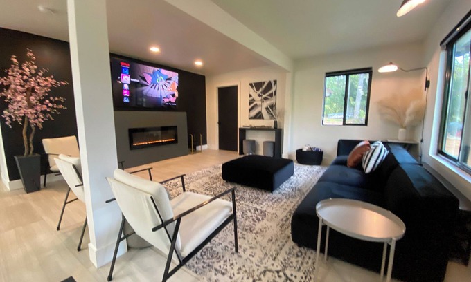 Clifton Casa | Modern & Peaceful 2BR Retreat-Newly Renovated Gem Just 20 Mins from Spartanburg