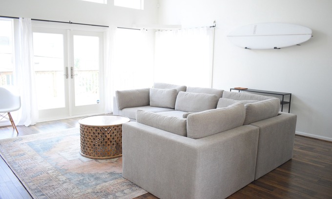 Pirates Beach Casa | Modern Pirates' Beach Bungalow - 5 Minute Walk to Beach