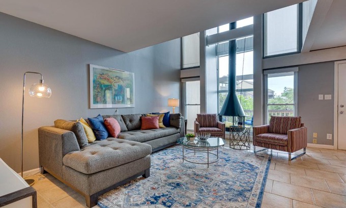 Point Venture Casa | Modern Point Venture Vacation Rental with Deck!