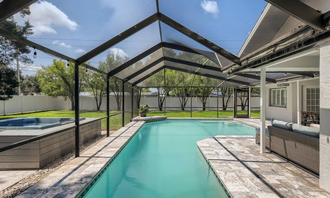Clearwater Casa | Modern Pool Home! Centrally Located between TPA & Clearwater Beach!