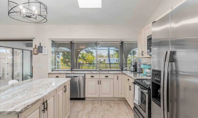 Port Saint Lucie Villa | Modern Port Saint Lucie Villa
