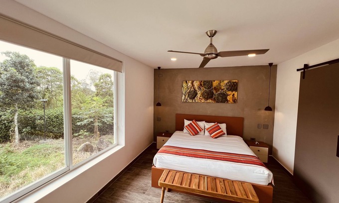 Puerto Ayora Villa | Modern Private Galapagos Villa