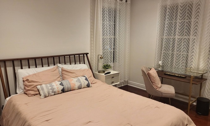 Saddle Brook Casa | Modern Private Room near NYC (Female Only)