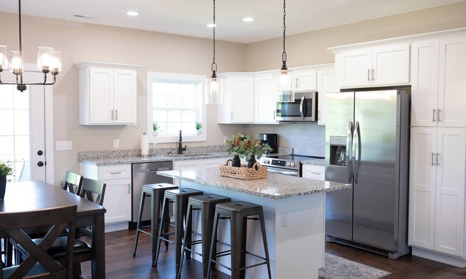 Elizabethtown Casa | Modern, Quiet, & Comfortable Stay - Near E-Town Sports Park, BluOval SK & Eats!