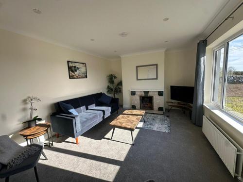 Corrandulla Casa | Modern Refurbished Claregalway Cottage - Sleeps 8