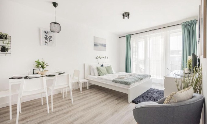 Obuda Apartamento | Modern Riverfront Apartment with Free Parking