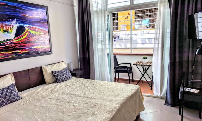 San Anton Apartamento | Modern room+bath, balcony &Priv.Entrance Col. Zone
