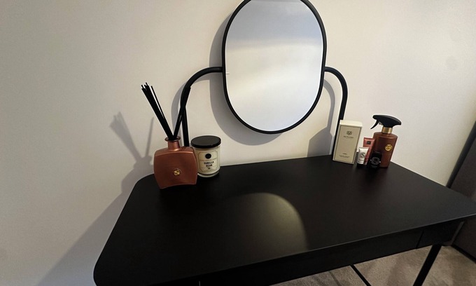 Bray on Thames Apartamento | Modern Room & Bath in Maidenhead Near Heathrow Airport