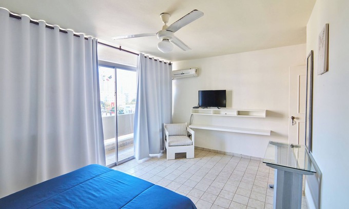 Ensanche Independencia Condominio | Modern Santo Domingo Condo in Heart of Gazcue