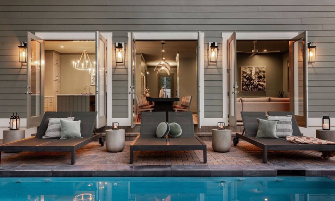 Thunderbolt Casa | Modern Savannah Homes | Heated Pool