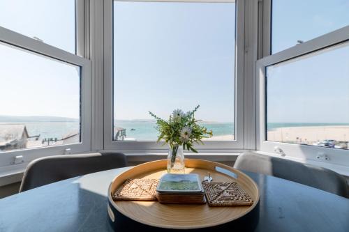 Aberdovey Apartamento | Modern Sea View Apartment