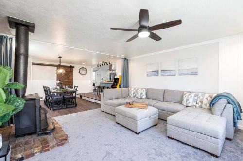 Rose Park Casa | Modern SLC Home Only Mins Downtown & Airport