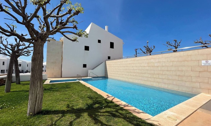 Fornells Chalet De Esquí | Casa moderna, amplia y comfortable