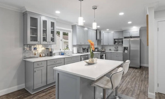 Neptune City Casa | Modern & Spacious Retreat w/ Free parking at the Shore