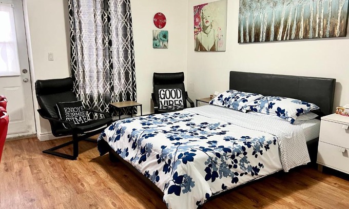 Rosemont-La Petite-Patrie Apartamento | Modern Studio Apartment in Rosemont Near Downtown Montreal-D