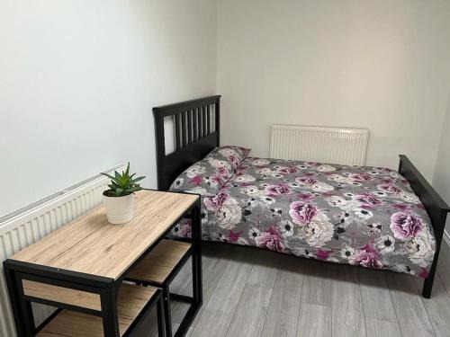 Langley Marish Apartamento | Modern Studio flat with free parking