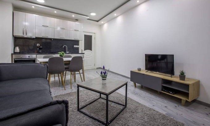 Plovdiv Center Apartamento | Modern studio near town centre ideal for a weekend escape