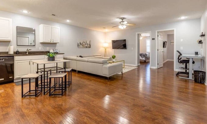 Osage Apartamento | Modern, stylish/comfortable 2-bedroom apartment
