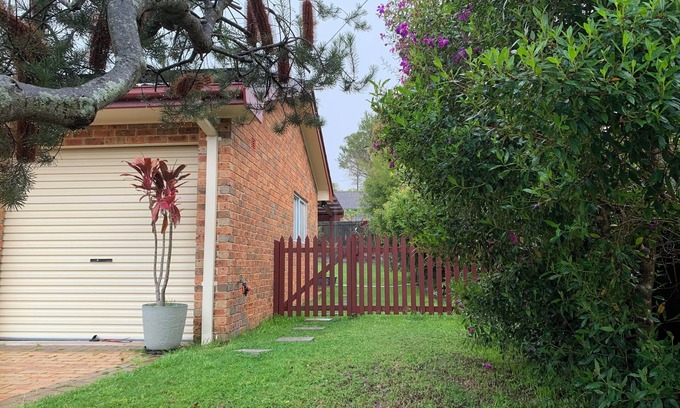 Mount Colah Casa | Modern Stylish Getaway with Stunning garden view Granny Flat in MC 2079
