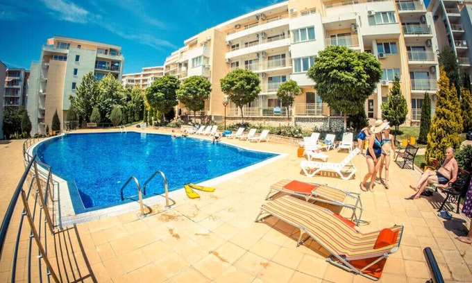 Intsaraki Apartamento | Modern stylish holiday apartment