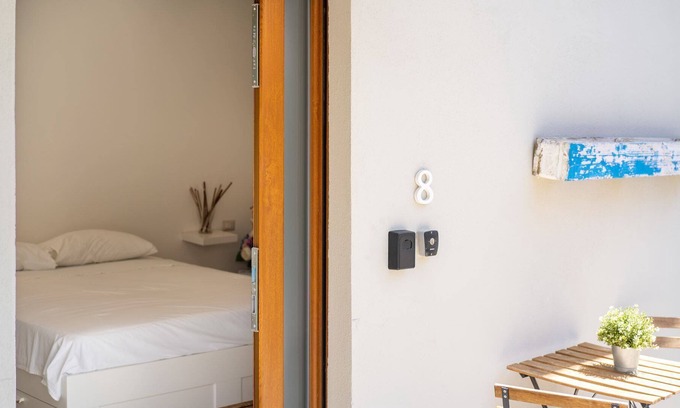 Strongoli Apartamento | Modern suite 30 mt to the sea