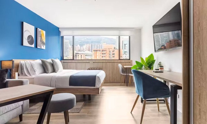 La Aguacatala Apartamento | Modern Suite/Coworking+Gym, WiFi 300MB, AC