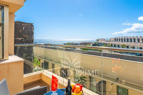 Complejo turístico Amarilla Golf Casa | Modern Townhouse in Seaside Complex in Amarilla Golf SBV48
