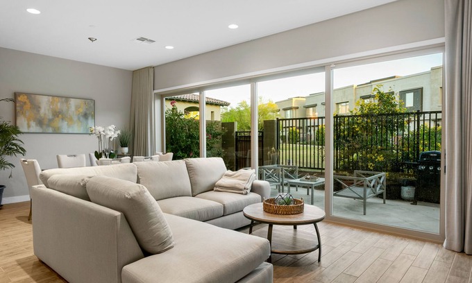 North Scottsdale Casa | Modern townhome with private patio, grill, rooftop deck, on-site pool & gym