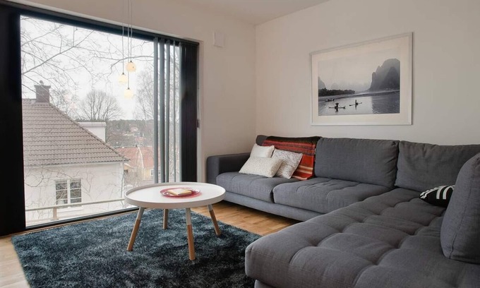 Sollentuna Casa | Modern townhouse on Arlanda - Stockholm metro line