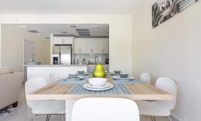 Homestead Casa | Modern Townhouse with terrace!