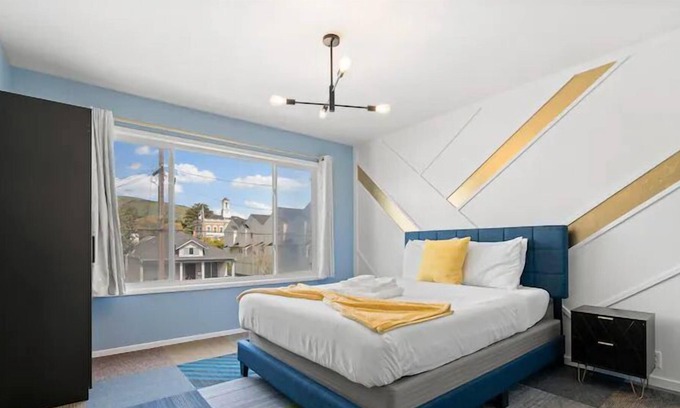 Downtown Apartamento | Modern Trendy Spacious Homes SSFDowntown