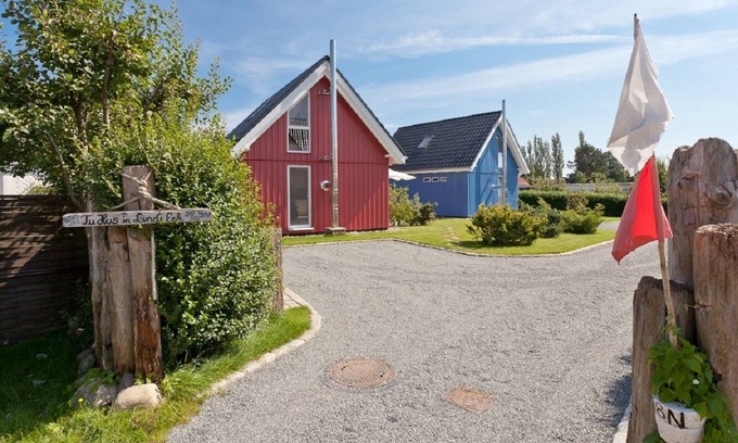 Zingst Casa | Modern vacation home with garden & terrace, 300m to the beach, free WLAN
