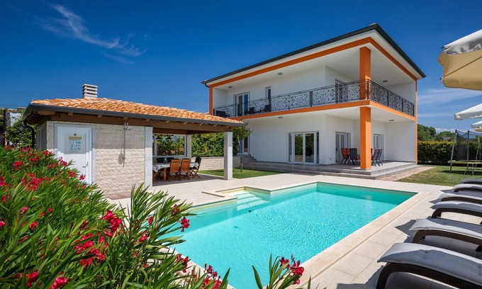 Kastel Villa | Villa Eva Kastel by Villas Guide