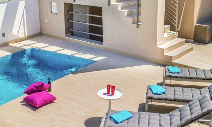 Salakovci Villa | Villa moderna en Salakovci con piscina privada