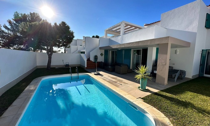 Prainha Villa | Modern villa, swimming pool and walking 5 minutes to the beach, no traffic.