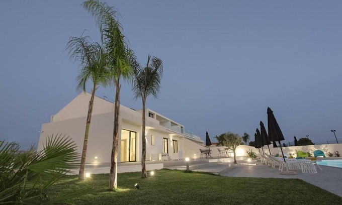 Agrigento Cama Y Desayuno | Modern villa with all comforts. 2 minutes from the sea and 5 from the Valley Of The Temples