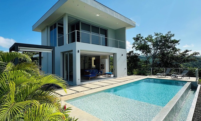 San Juanillo Villa | Modern Villa with amazing Ocean and Mountain views